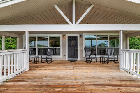 671 Lakeview Harbor